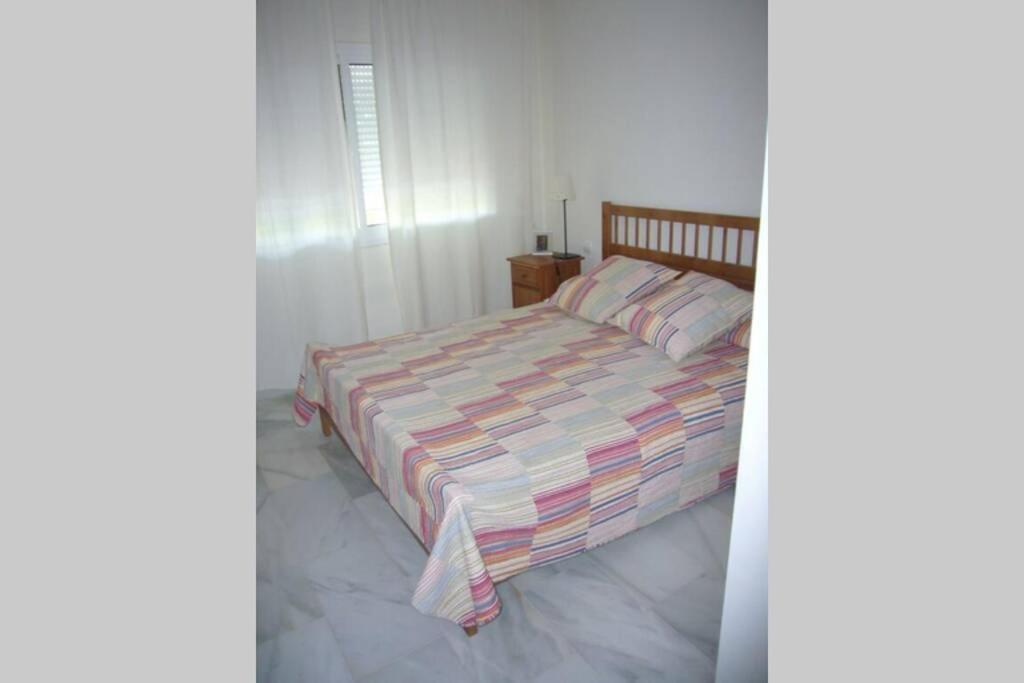רוטה Apartamento En Playa Del Infante מראה חיצוני תמונה